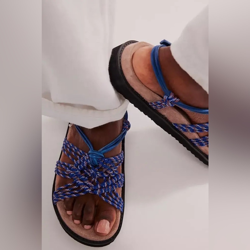 Free People Blue Rope Knotted Sandals Size 9.5 Outdoors Casual Summer Comfy